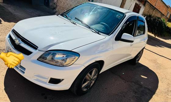 CHEVROLET CELTA 1.0 MPFI LT 8V FLEX 4P MANUAL CHEVROLET CELTA 1.0 MPFI LT 8V FLEX 4P MANUAL